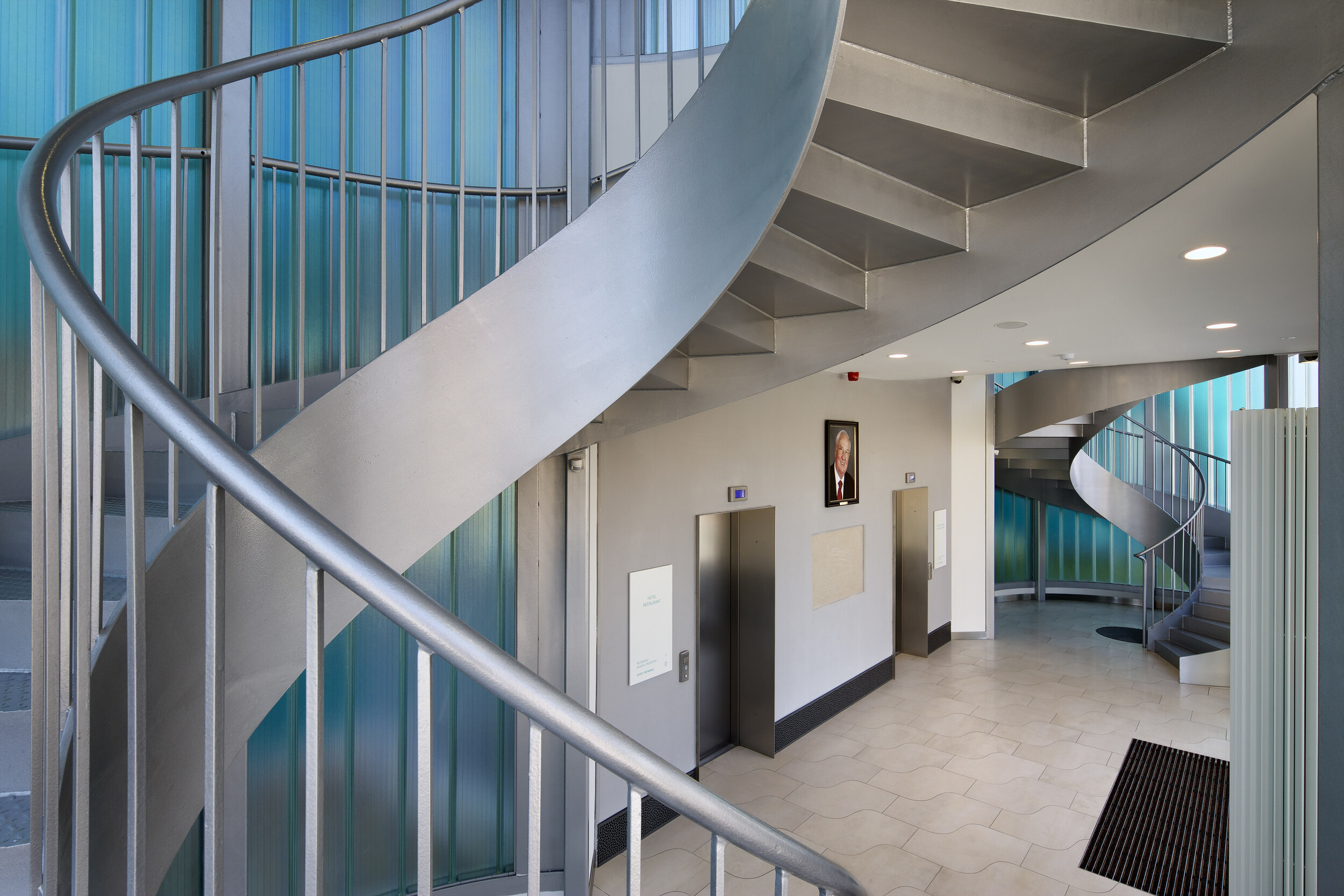 junker holice proubrat