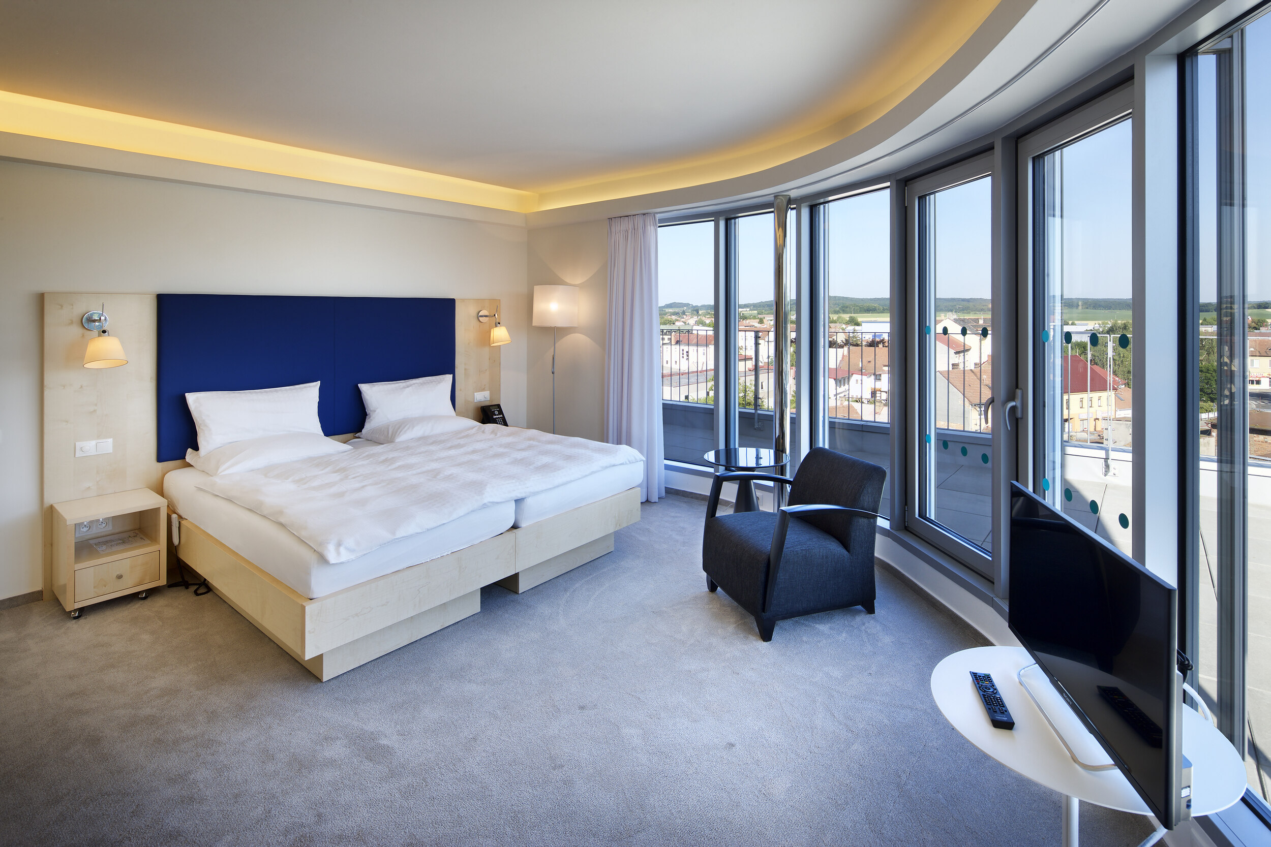 junker holice proubrat