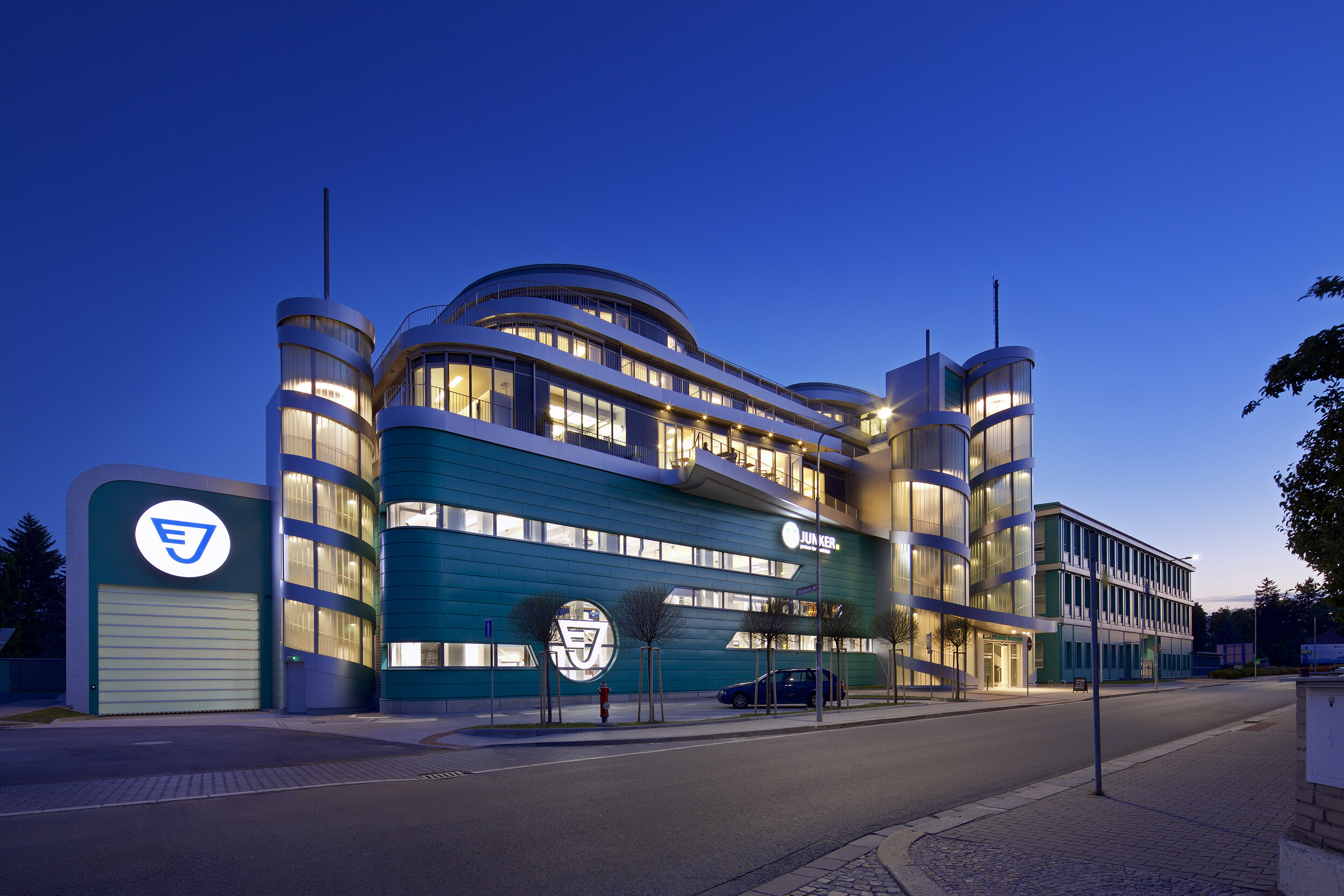 junker holice proubrat